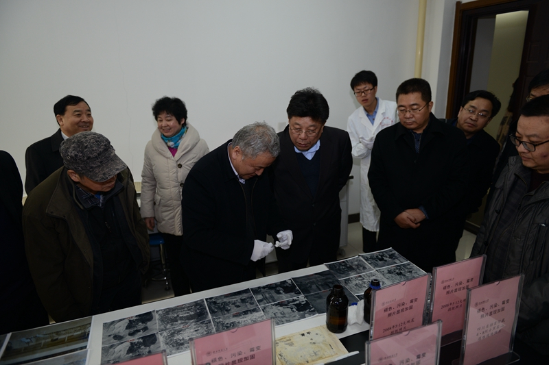 图六现场考察.JPG